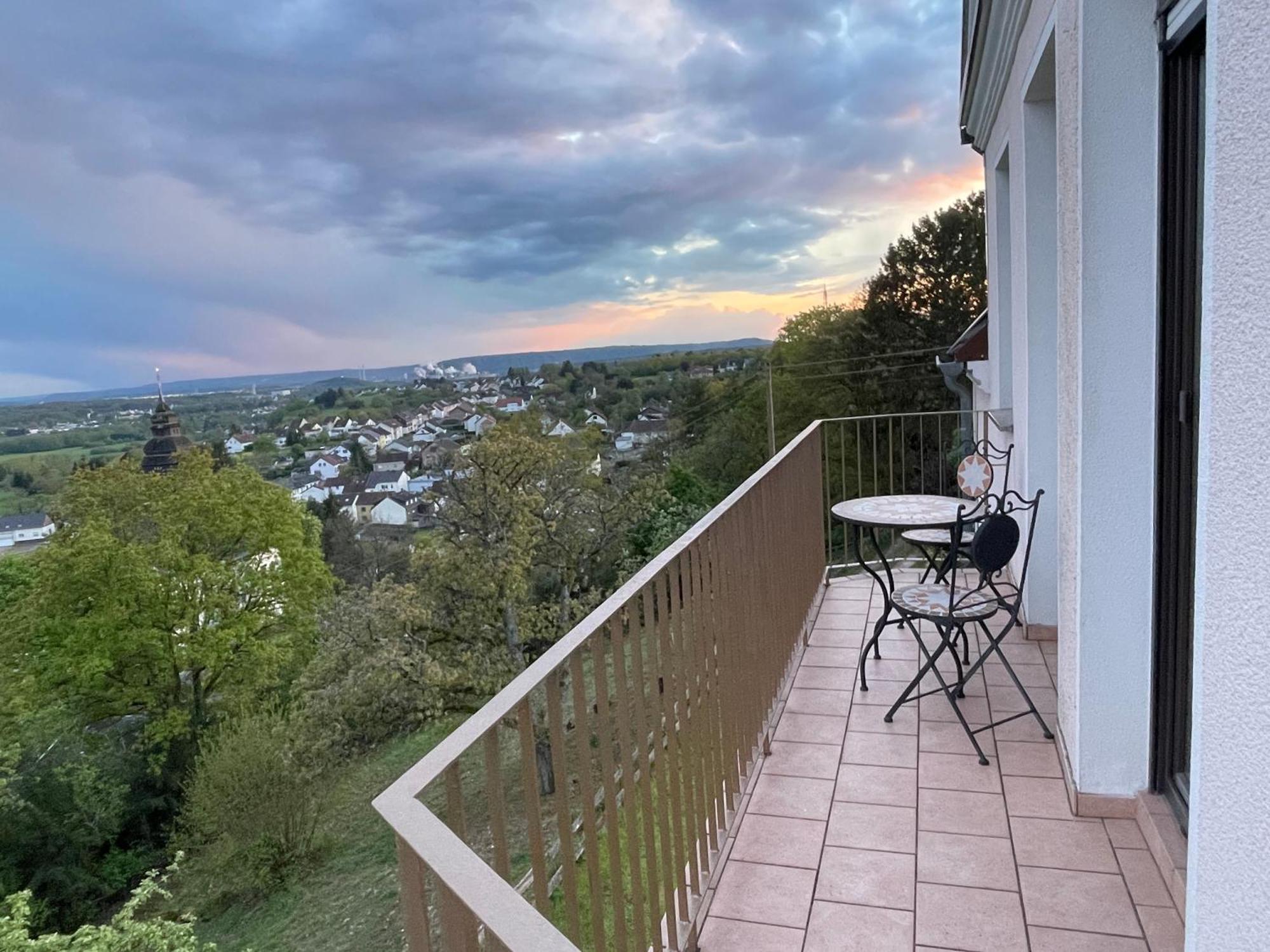 Nalbach Villa Ueberblick מראה חיצוני תמונה